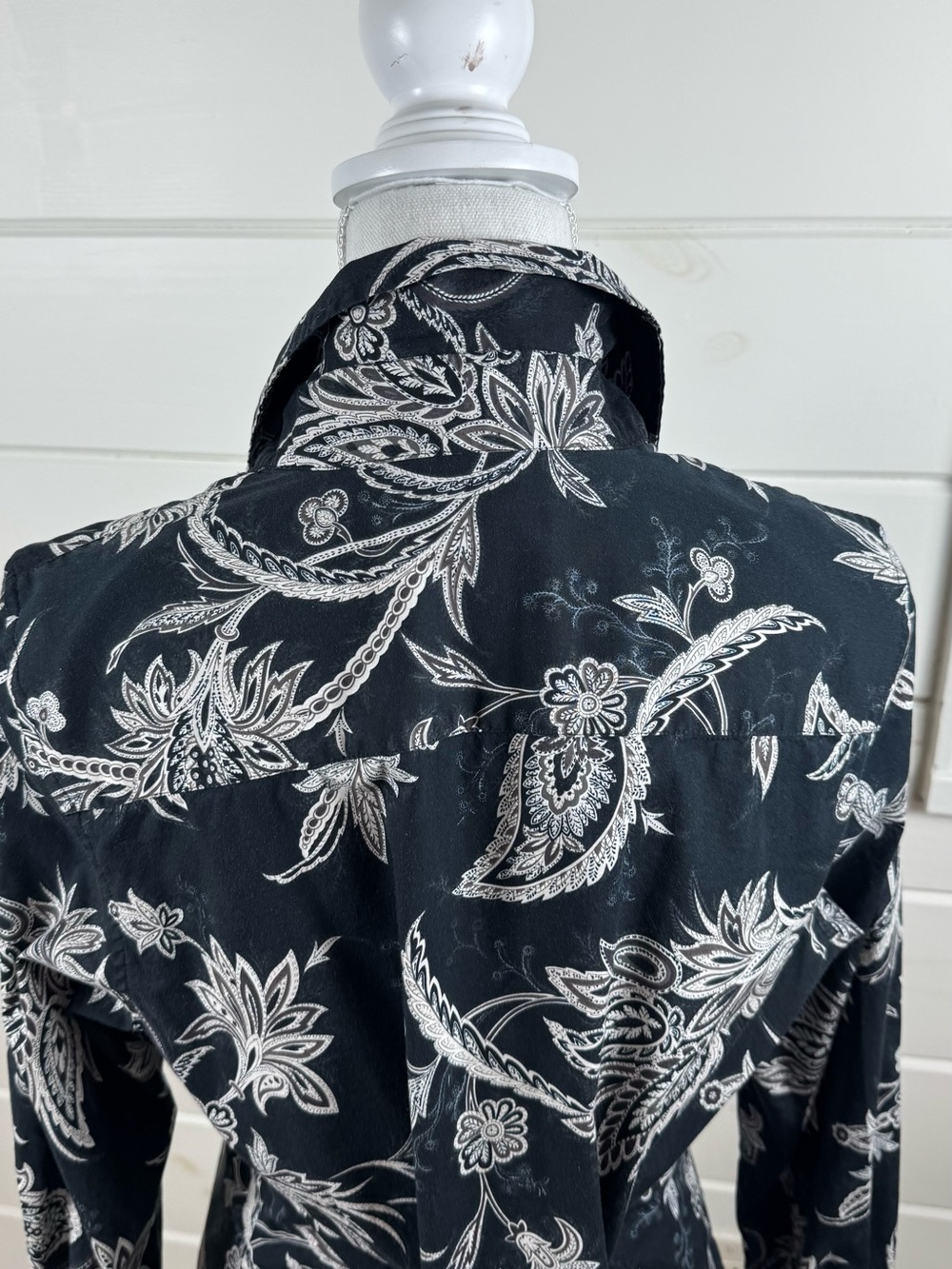 Coldwater Creek Black White Paisley Button Shirt Women’s Large - Picture 8 of 11